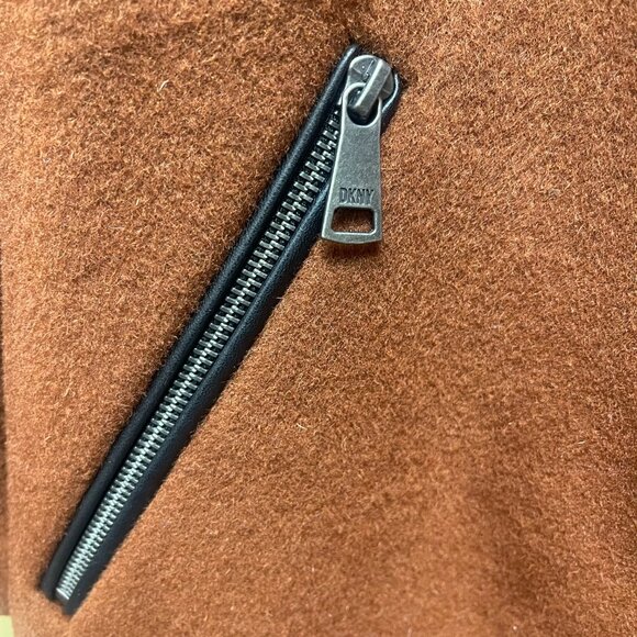 NWT XS Warm Brown DKNY Ladies Button-Up Outerwear/Coat with Zip Front Pockets - Picture 6 of 16